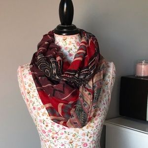 Pattered Infinity Scarf